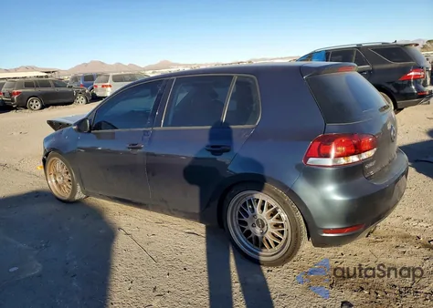 2012 Volkswagen Golf z USA, uszkodzony, nr VIN WVWDB7AJ6CW211894